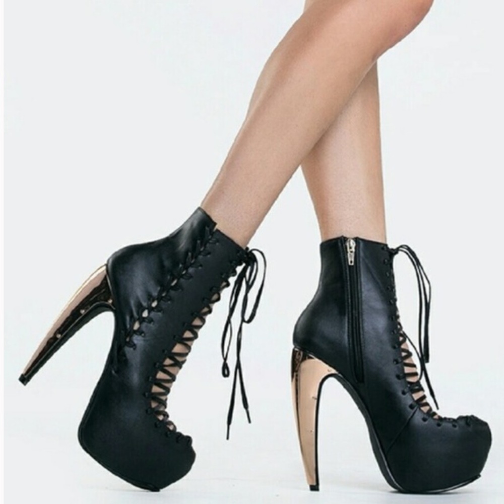 PRIVILEGED SHOES - STAY HIGH high heels
